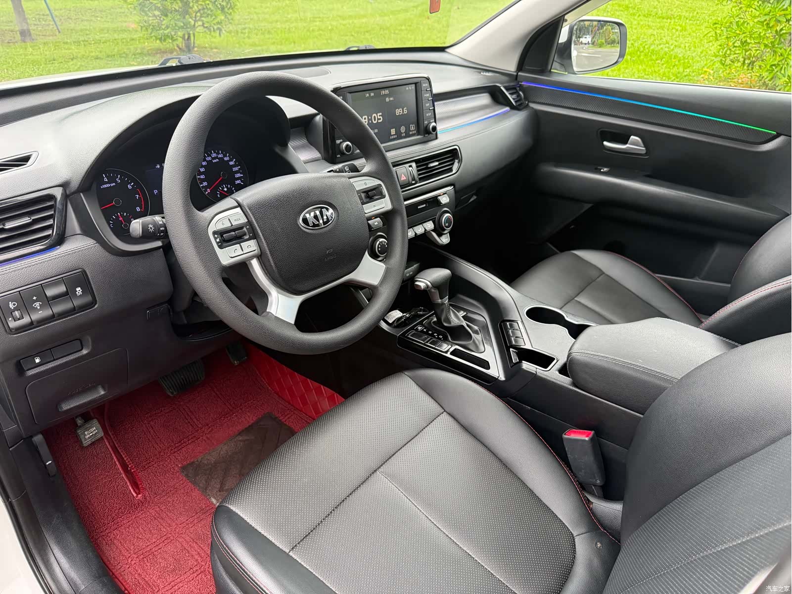 Kia KX7, 2018 8