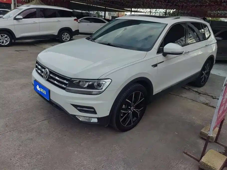 Volkswagen Tiguan L