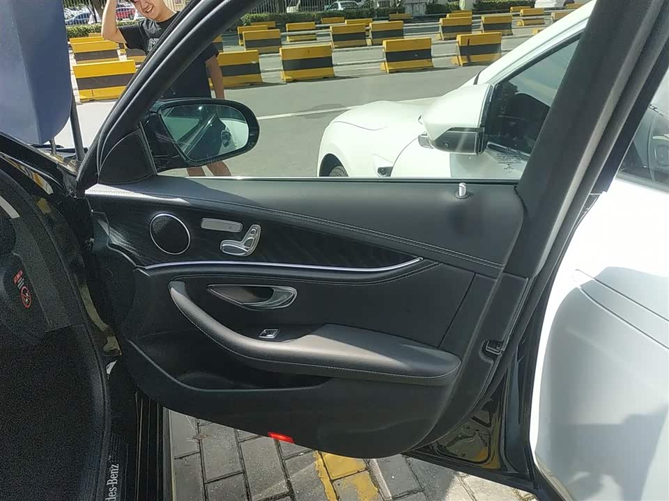 Mercedes-Benz E-class Mercedes-Benz E-class