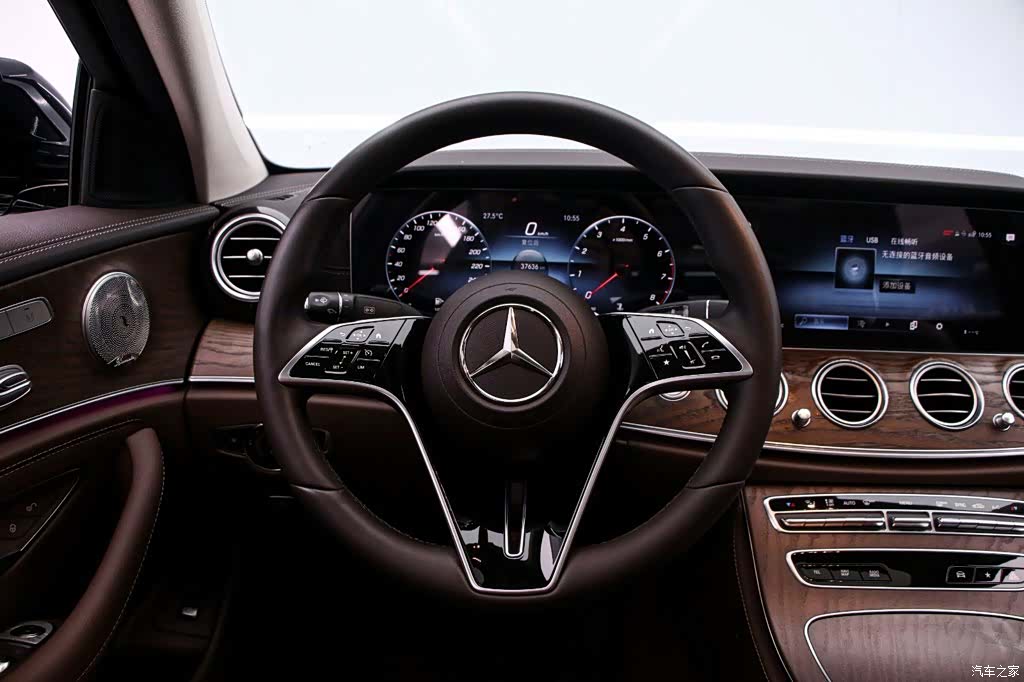 Mercedes-Benz E-Class, 2023 7