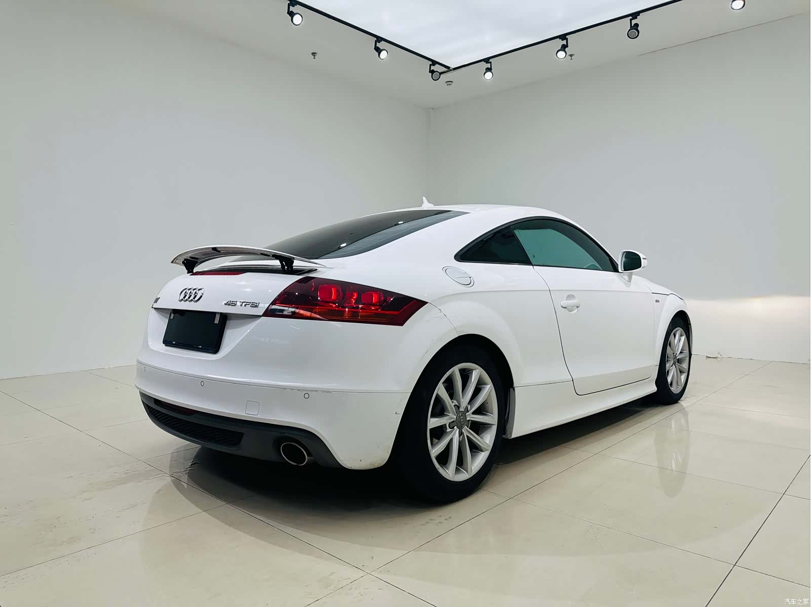 Audi TT, 2014 6