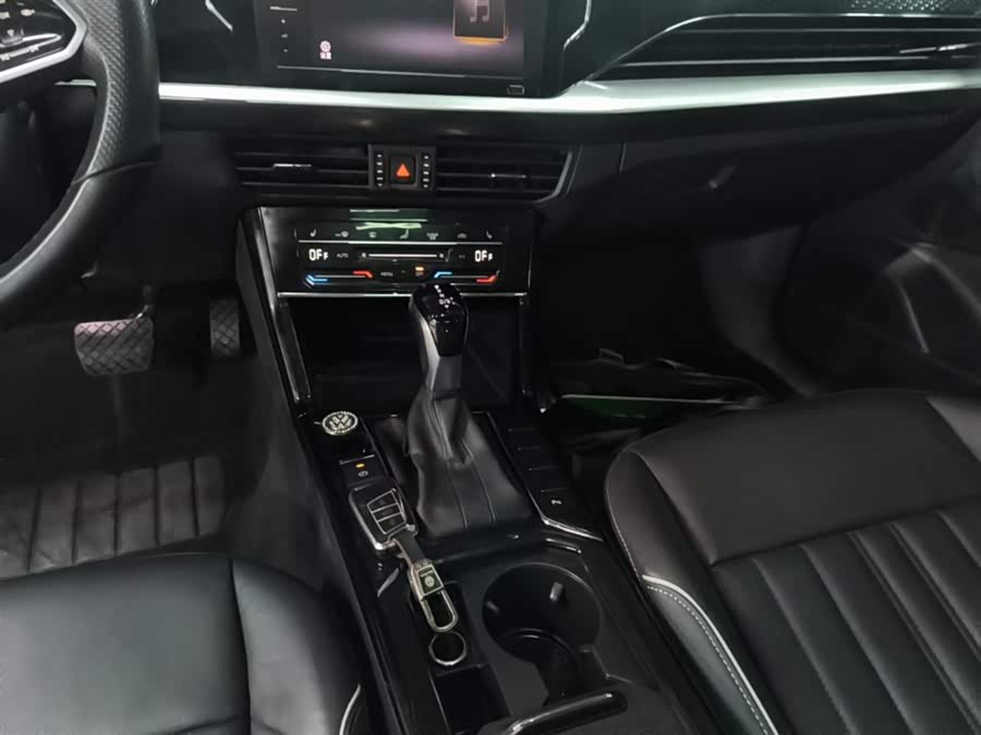 Volkswagen Passat 2023, фото 14