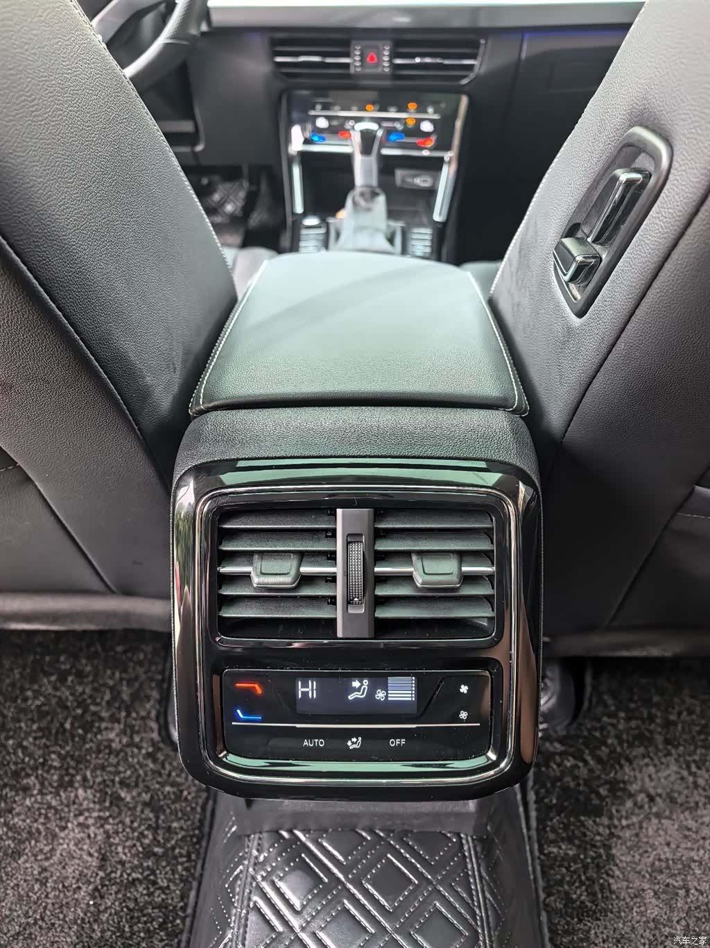 Volkswagen Passat, 2022 12