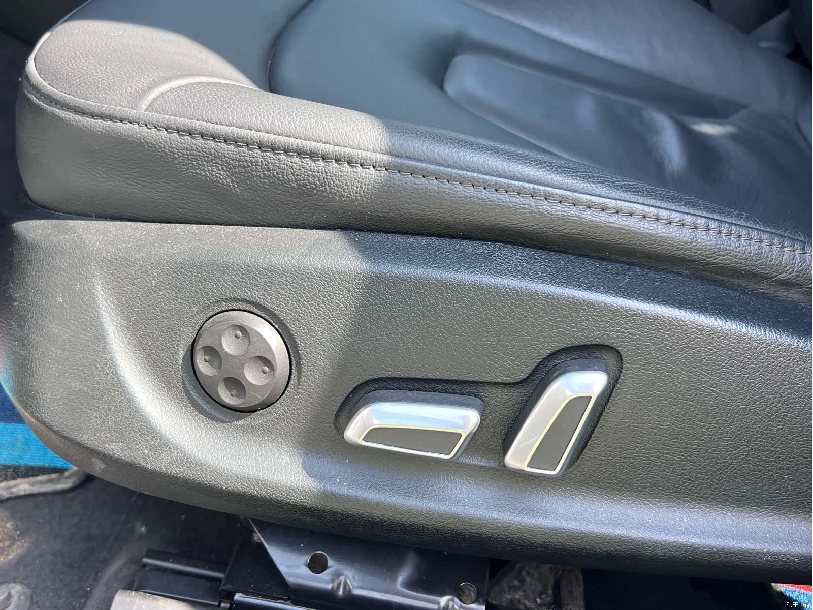 Audi A4L, 2016 4
