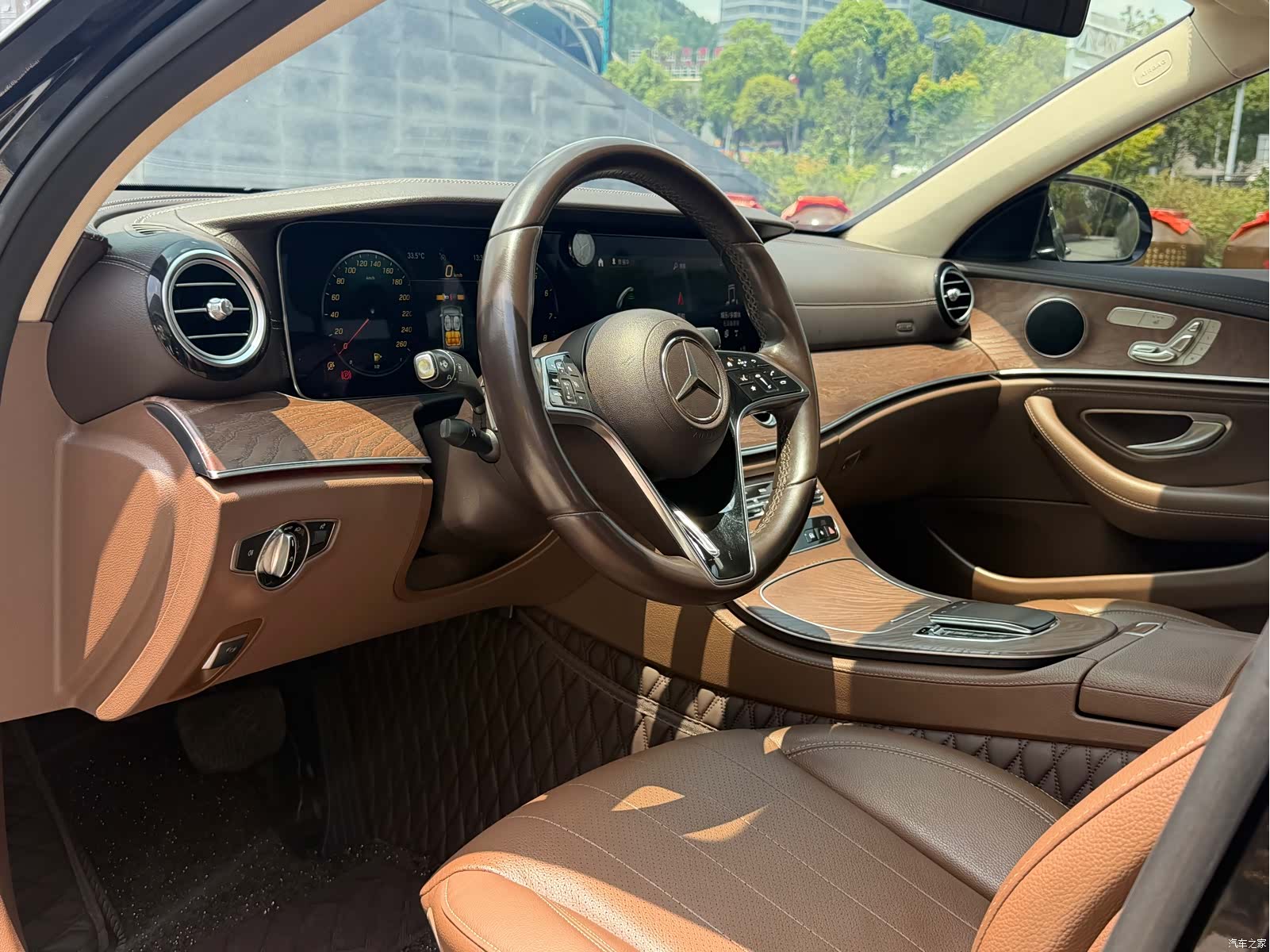 Mercedes-Benz E-Class, 2021 10