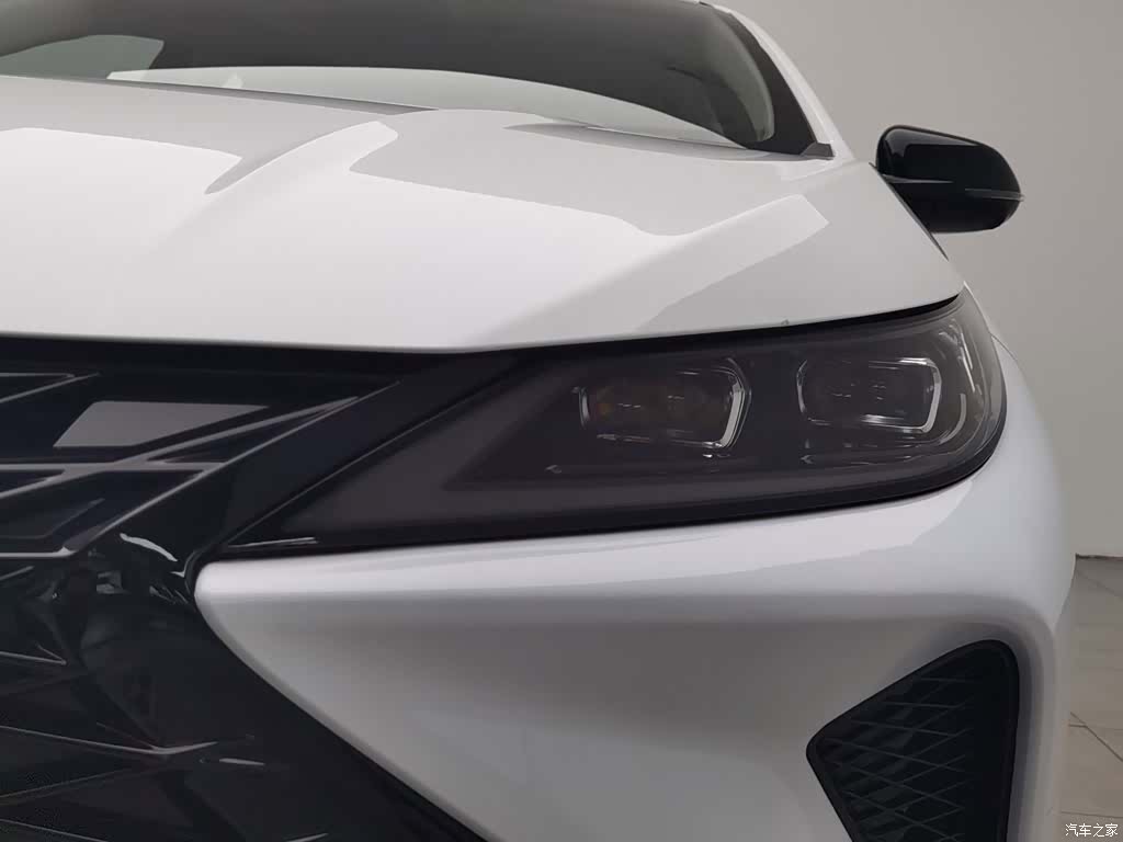Chery 5, 2023 7