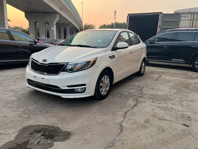 Kia K2 2016 — купить из Китая под заказ