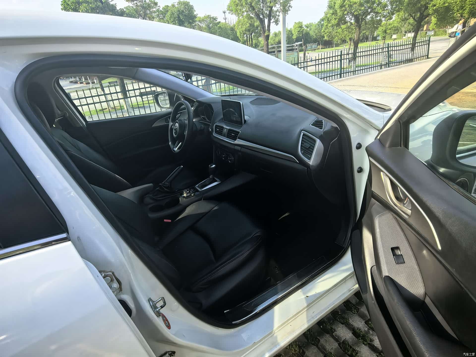 Mazda Mazda3, 2019 12