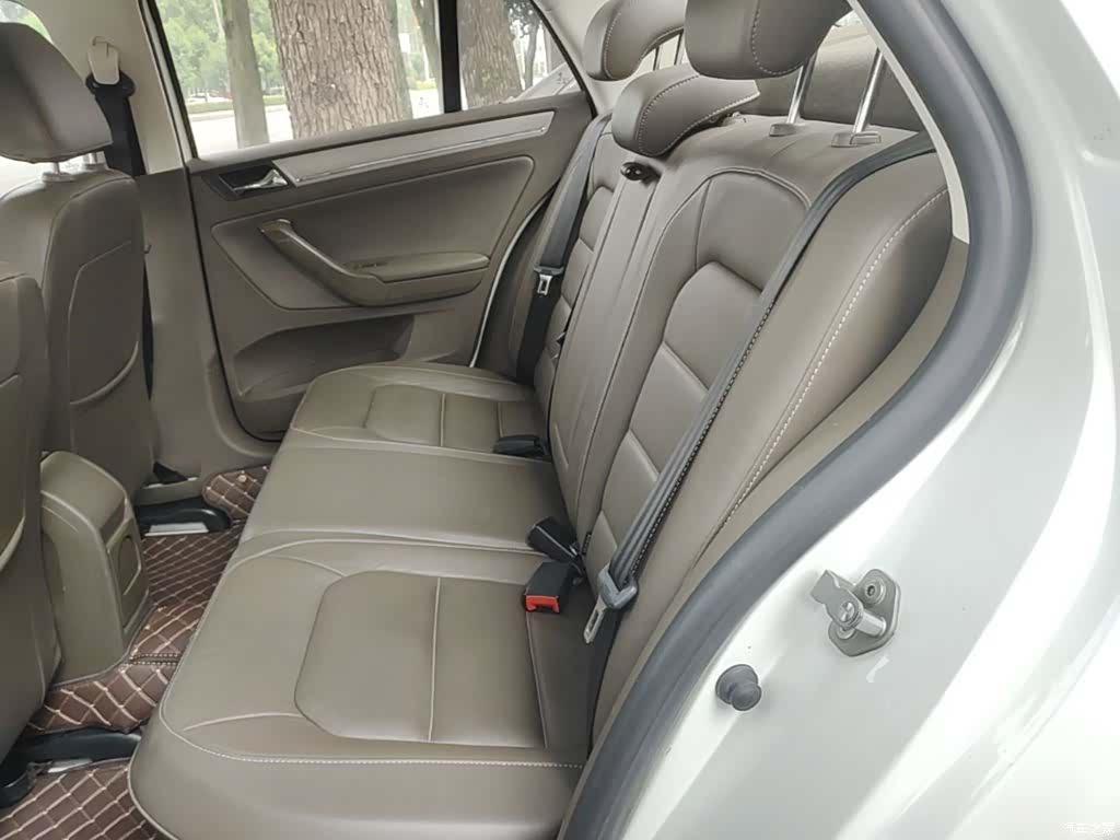 Volkswagen Bora, 2014 17
