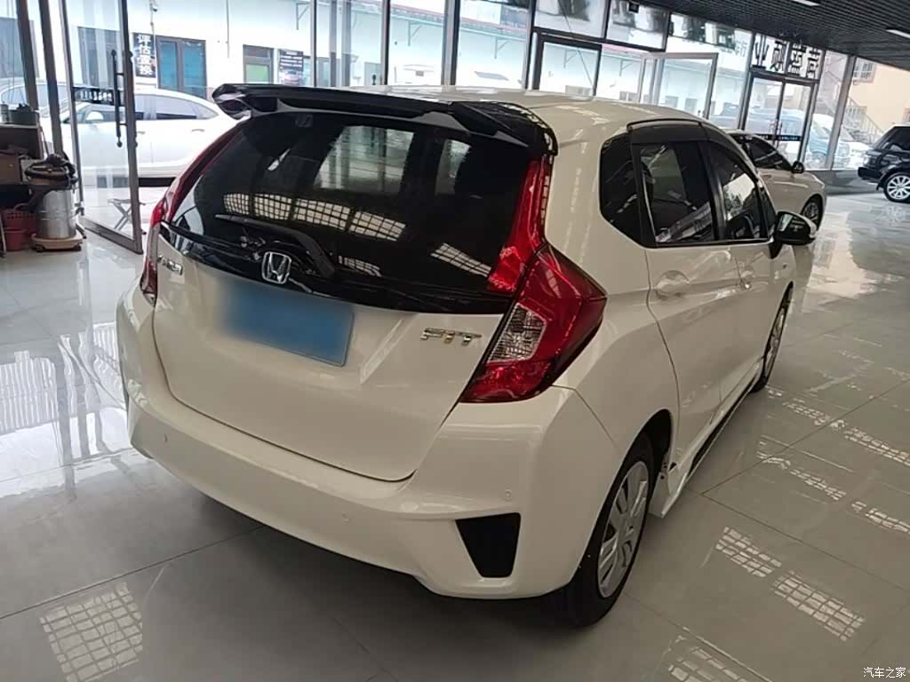Honda Fit, 2016 7