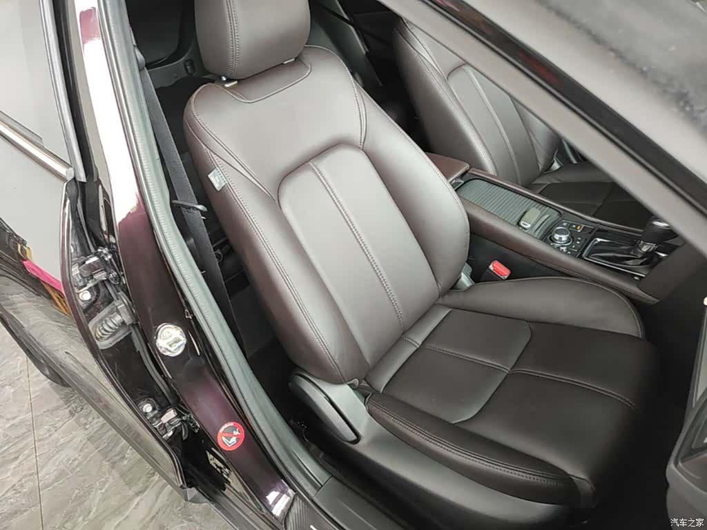 Mazda CX-4, 2020 25