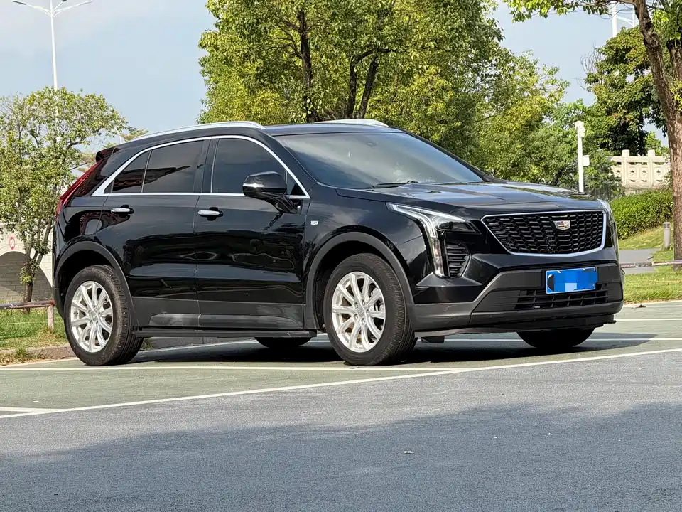 Cadillac XT4