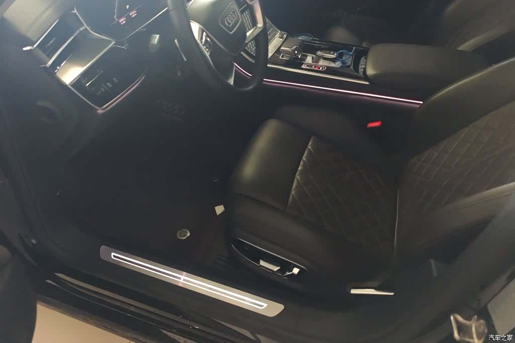 Audi A8L, 2021 9