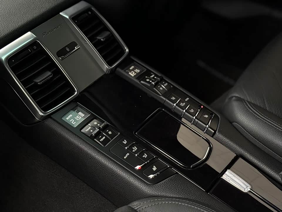 Porsche Panamera Porsche Panamera