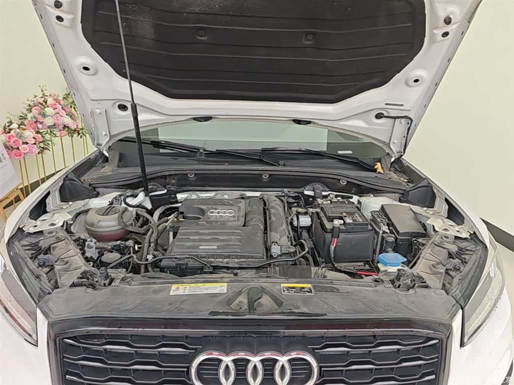 Audi Q2L, 2019 19