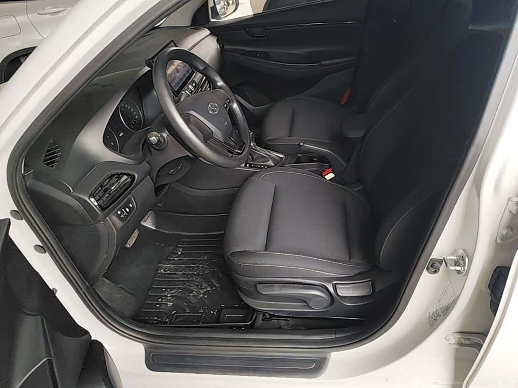 Hyundai GL, 2021 15