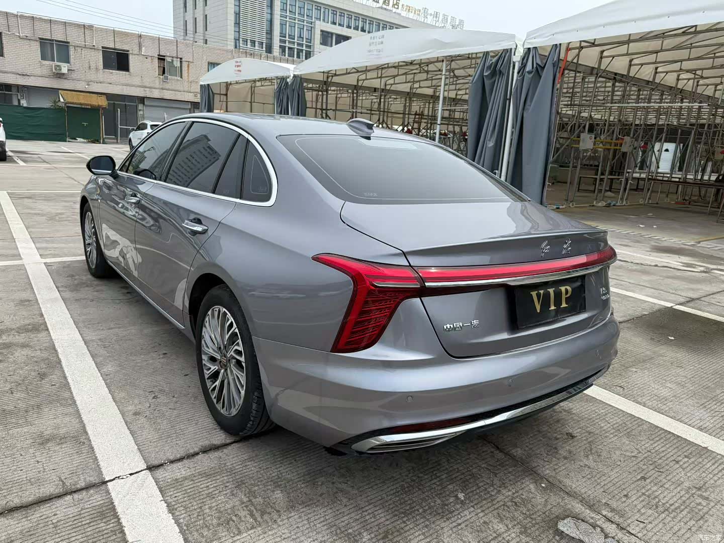 Hongqi H5, 2023 8