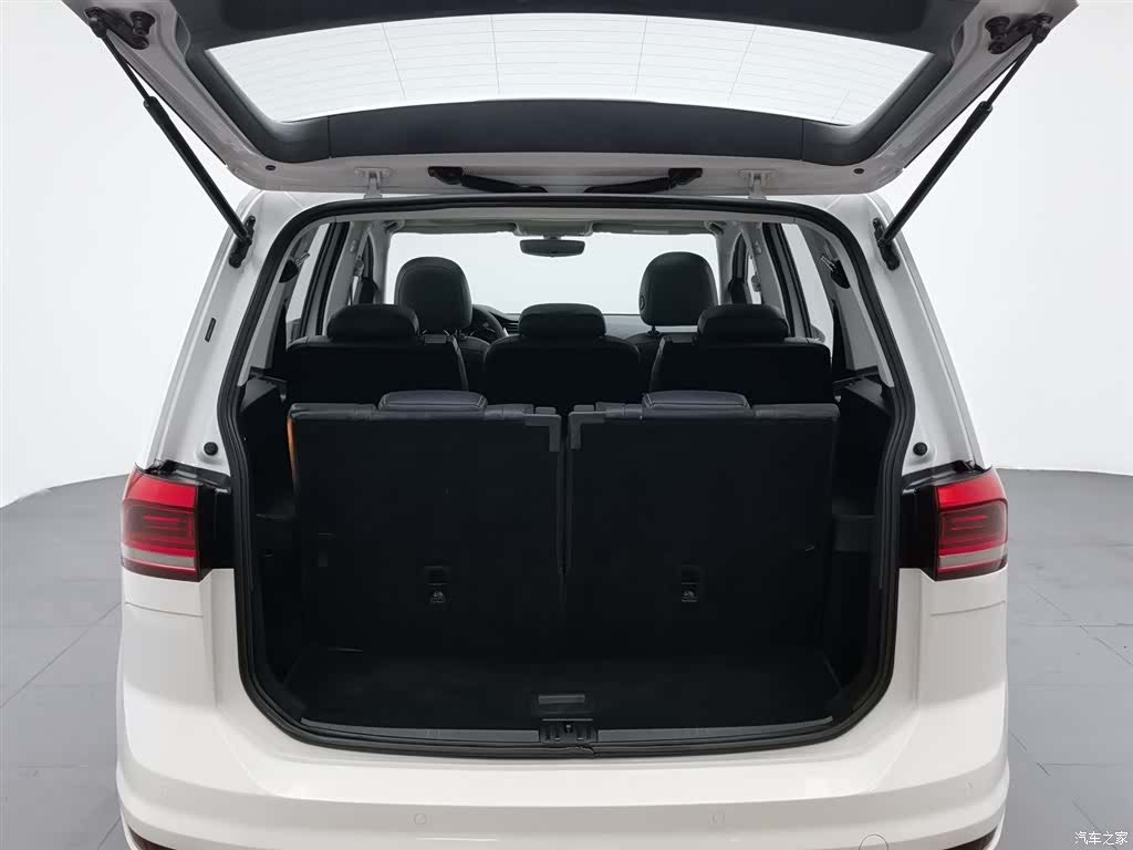 Volkswagen L, 2018 16