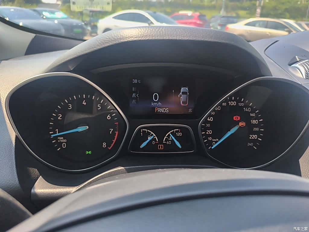 Ford Kuga, 2017 4