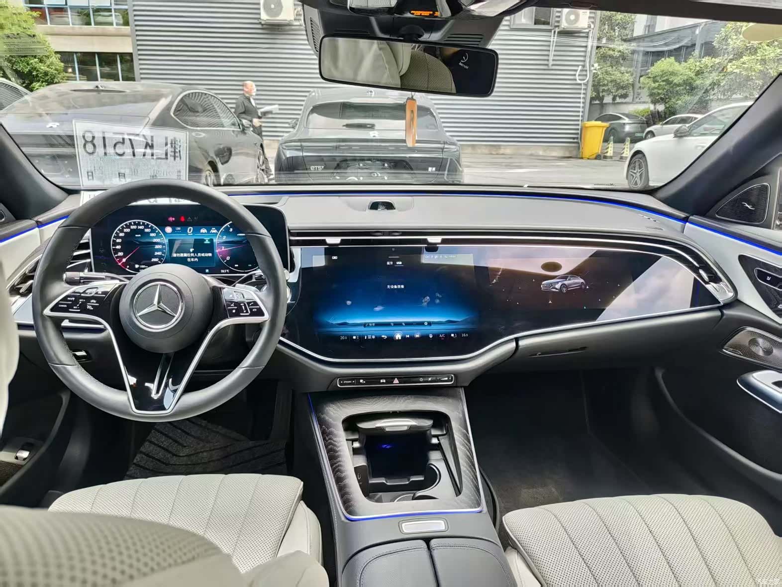 Mercedes-Benz E-Class, 2024 2
