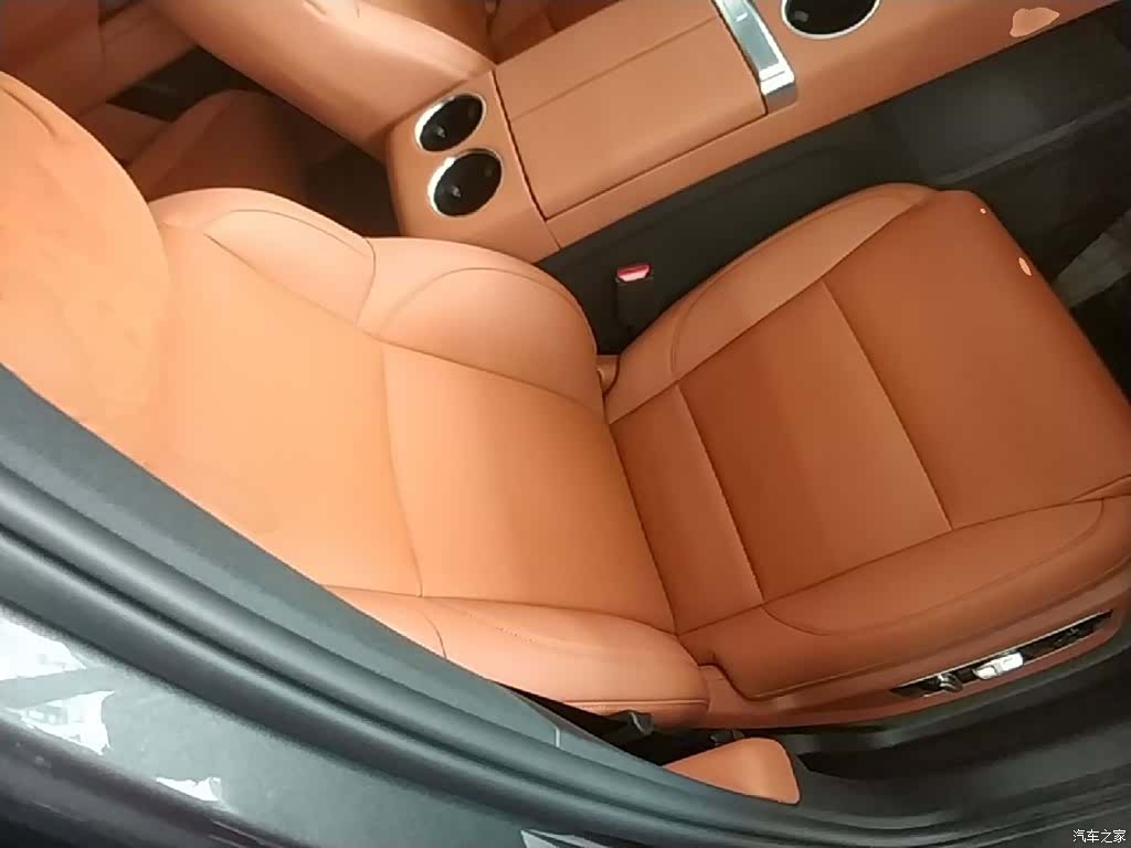 Li Auto L8, 2025 25