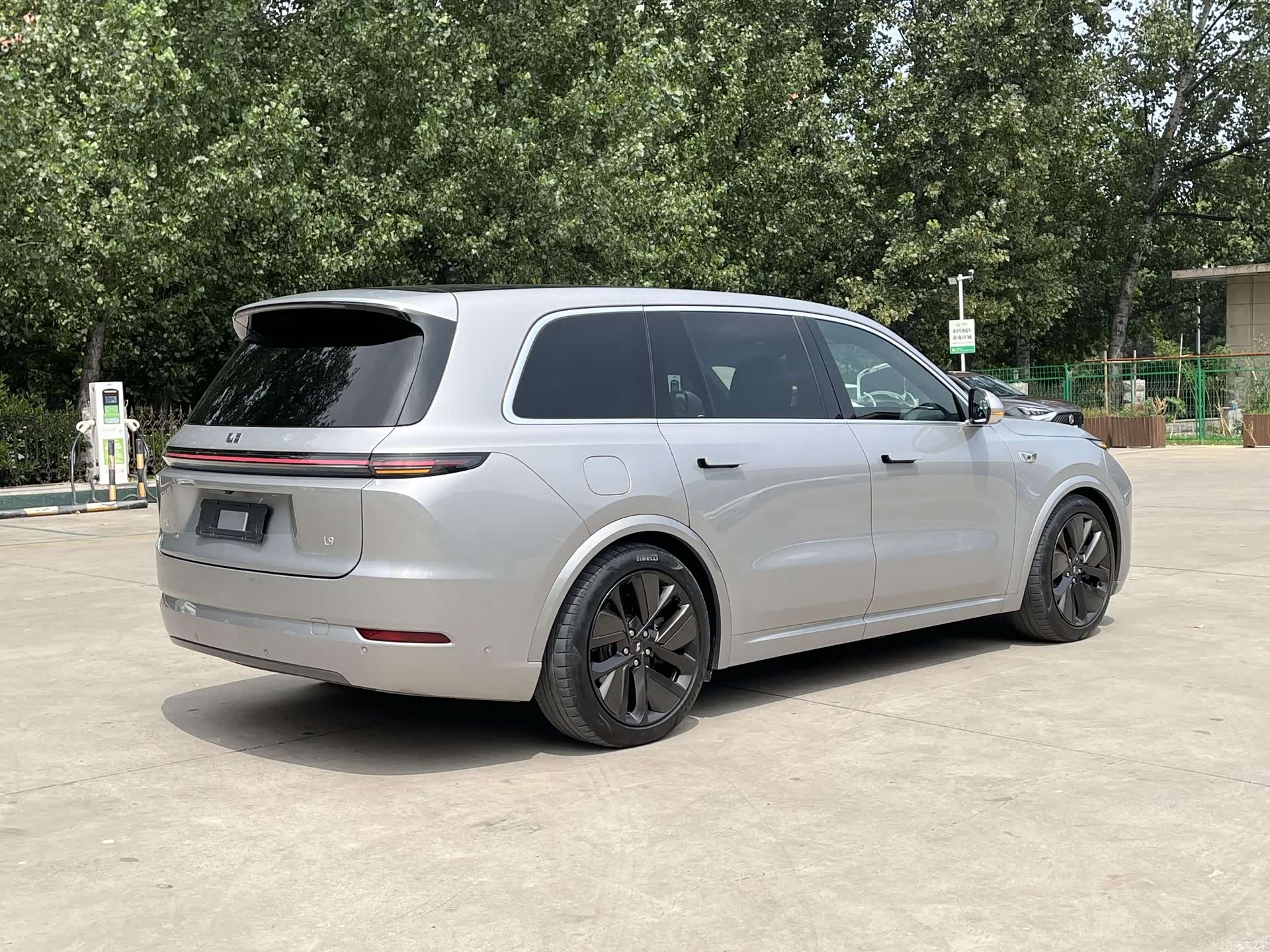 Li Auto L9, 2023 9