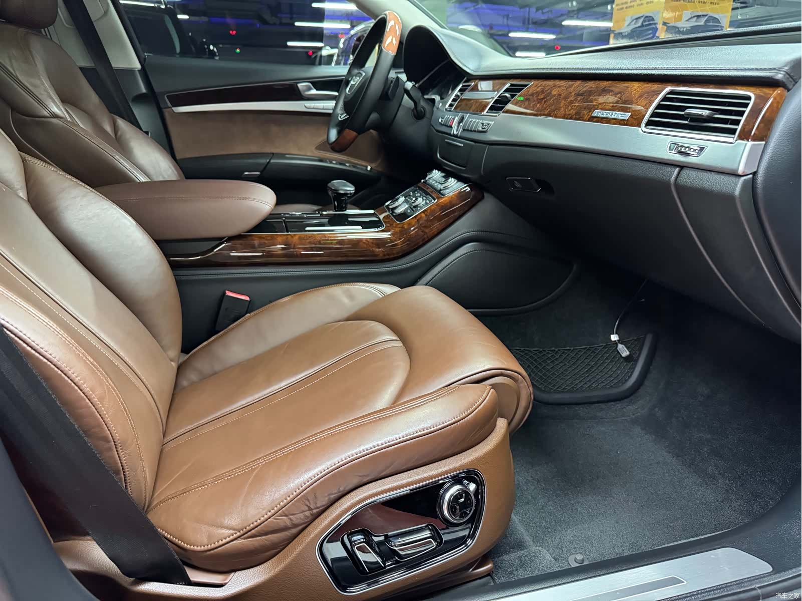 Audi A8L, 2013 31