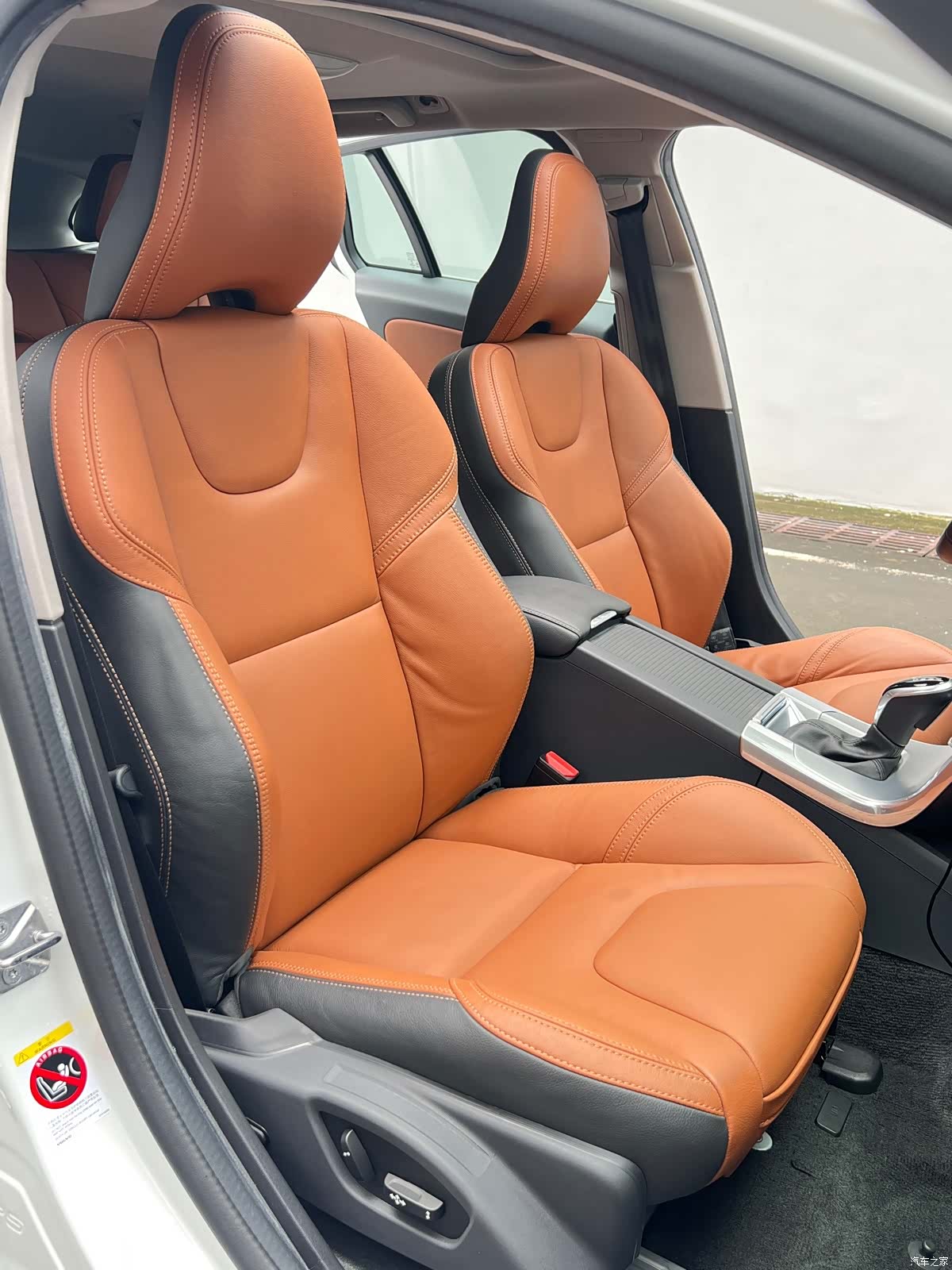 Volvo V60, 2017 11