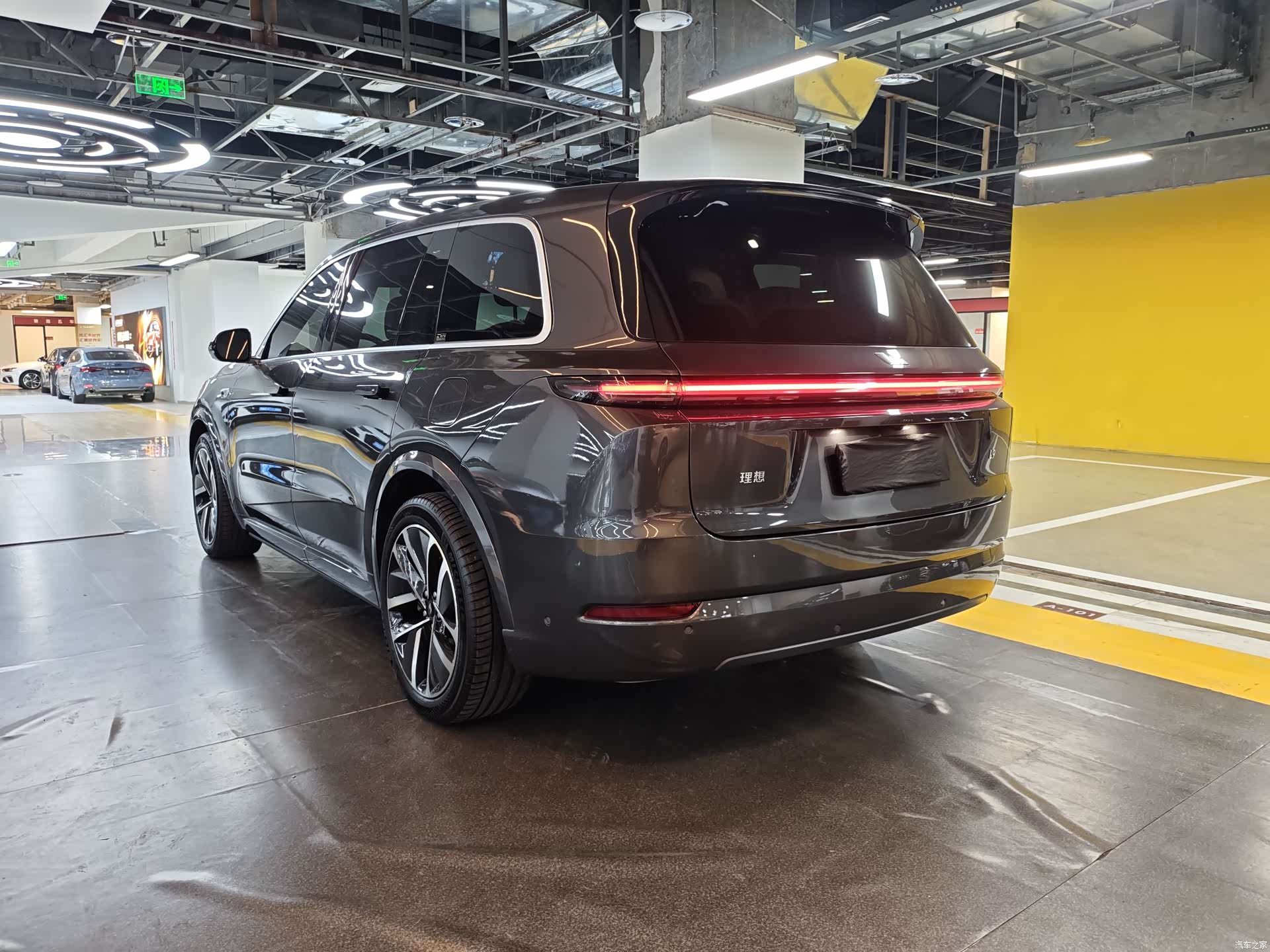 Li Auto L9, 2023 19