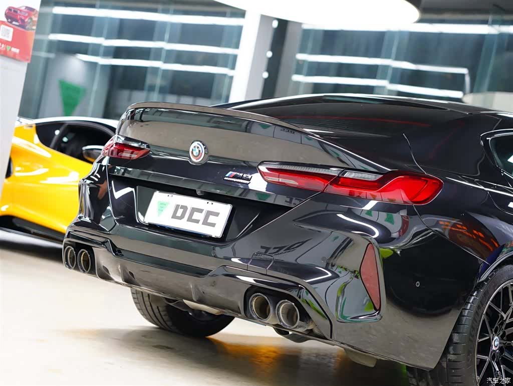 BMW M8, 2022 8