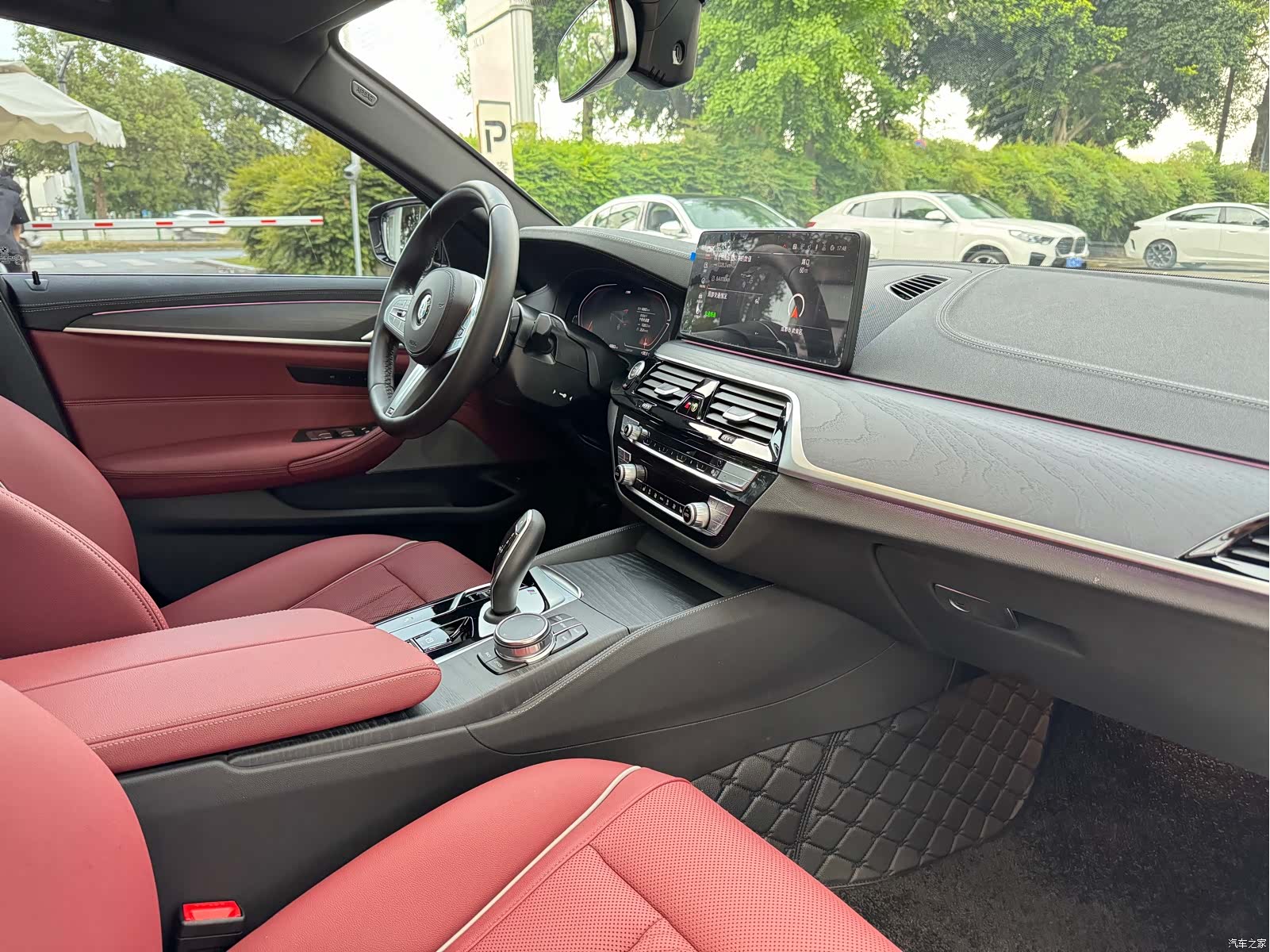 BMW 5 Series, 2023 11