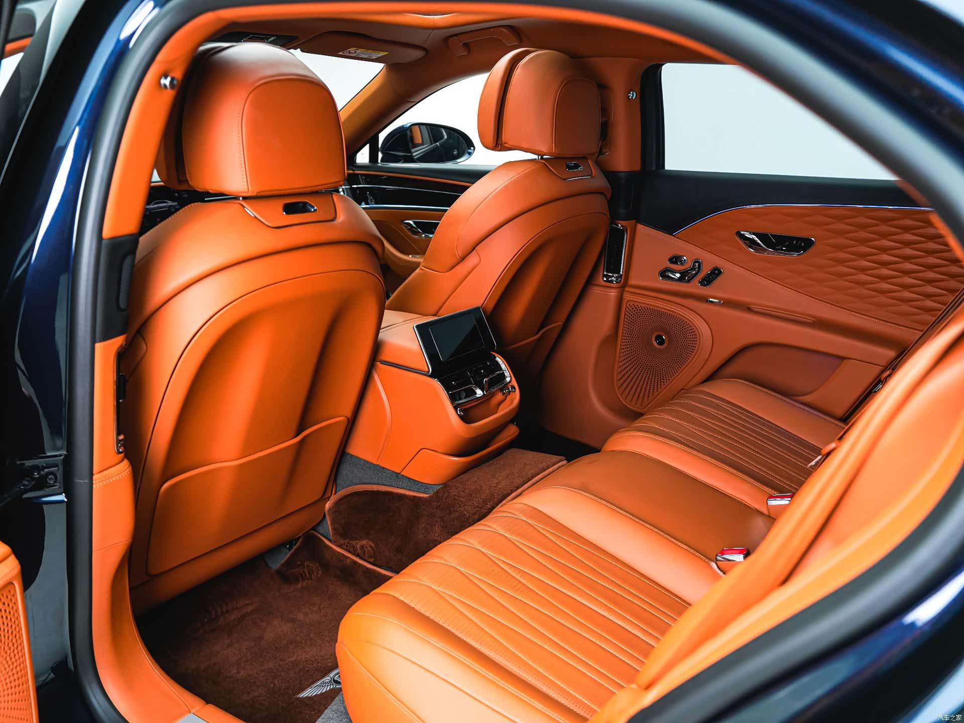 Bentley Flying Spur, 2022 19