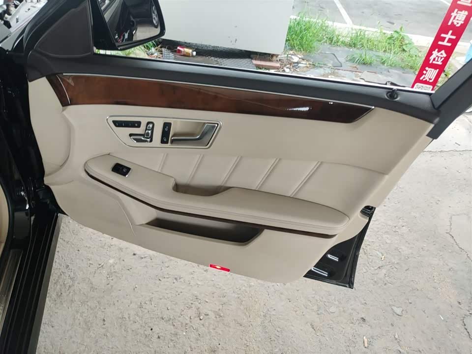 Mercedes-Benz E-class Mercedes-Benz E-class