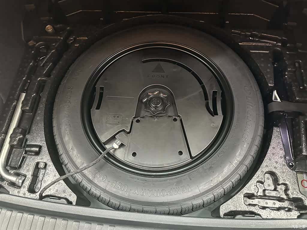 Audi Q3, 2021 10