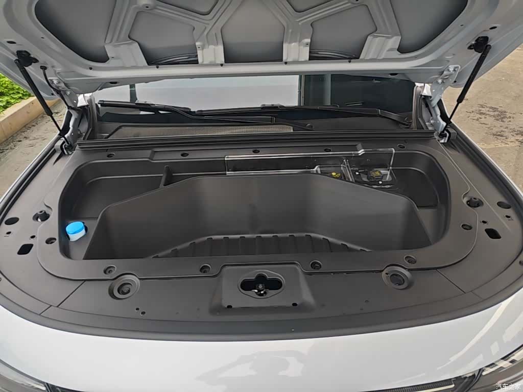 Leapmotor C16, 2026 20