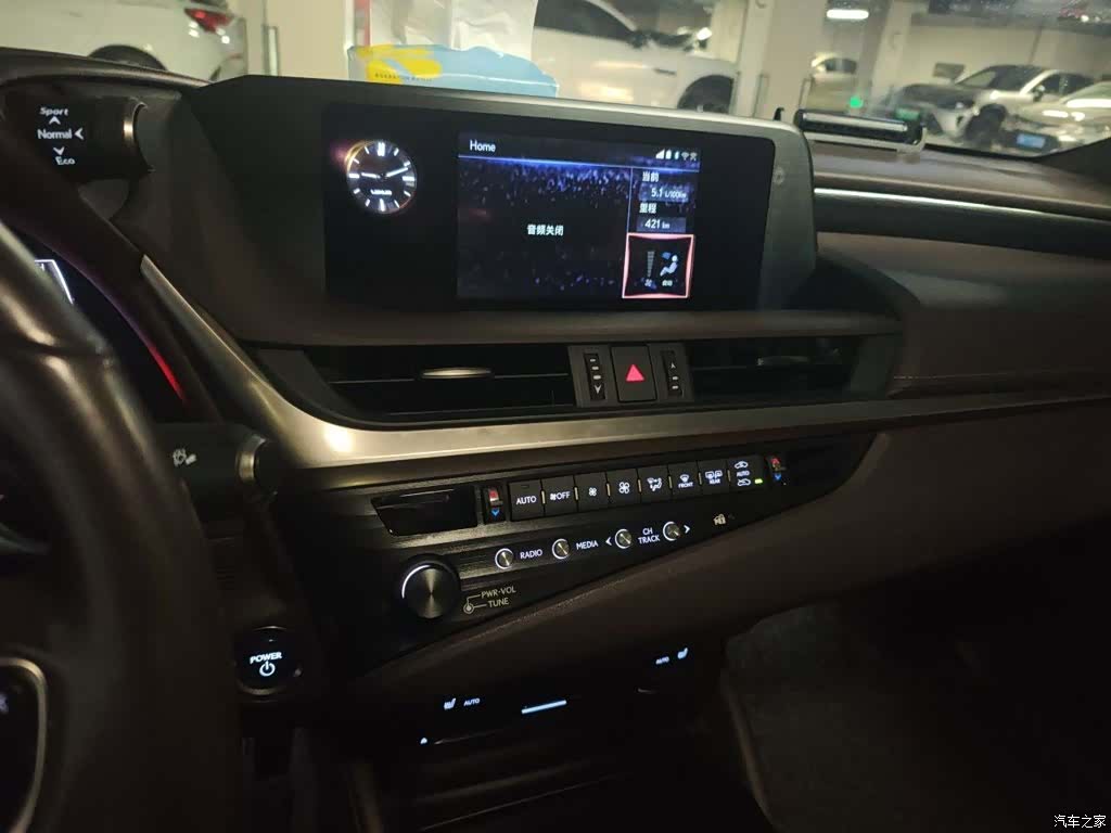 Lexus ES, 2018 6