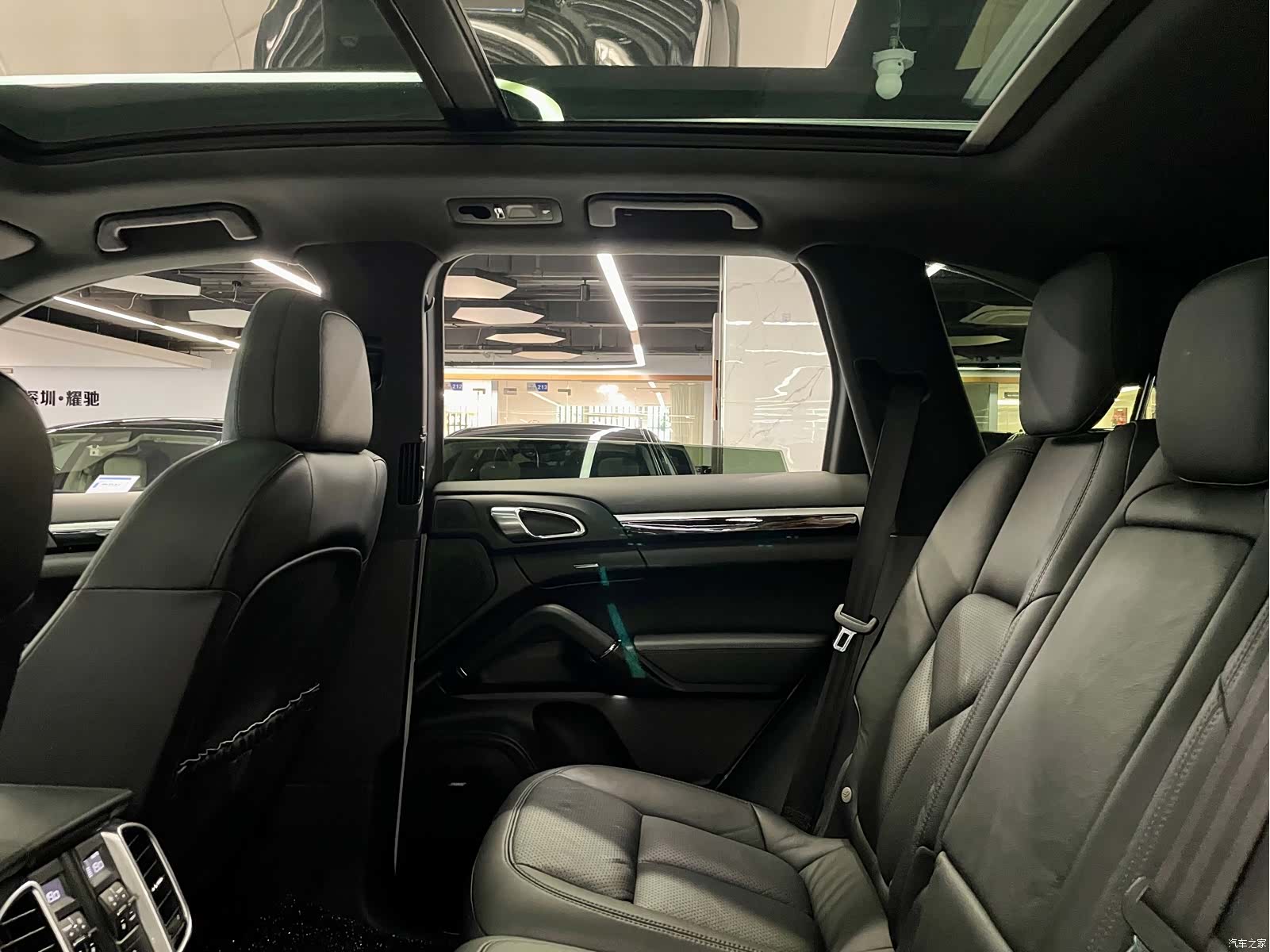 Porsche Cayenne, 2016 37