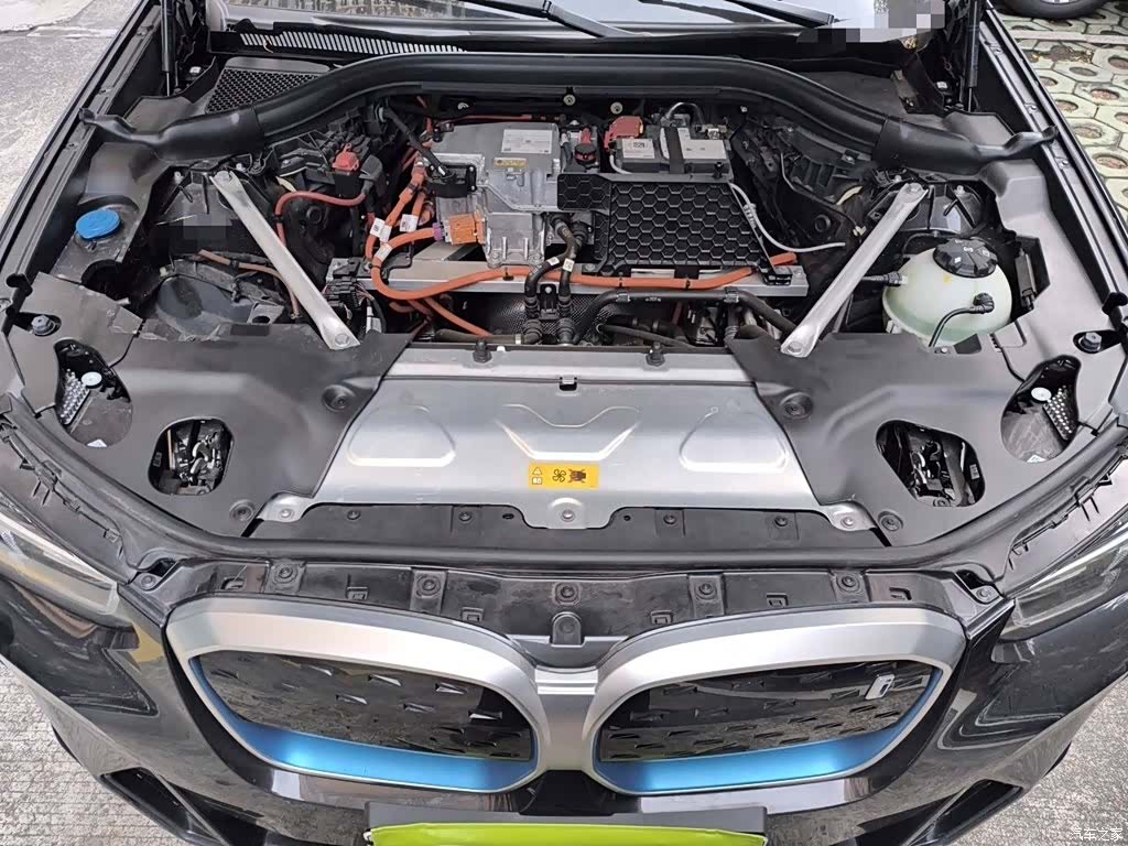 BMW iX3, 2022 11