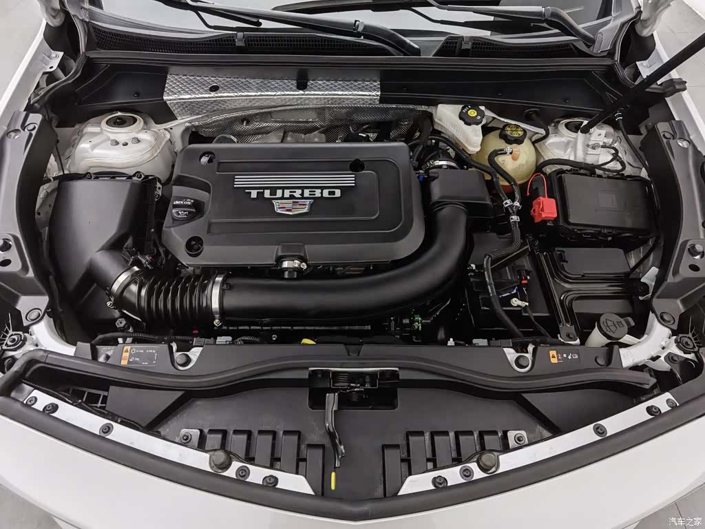 Cadillac XT4, 2020 6