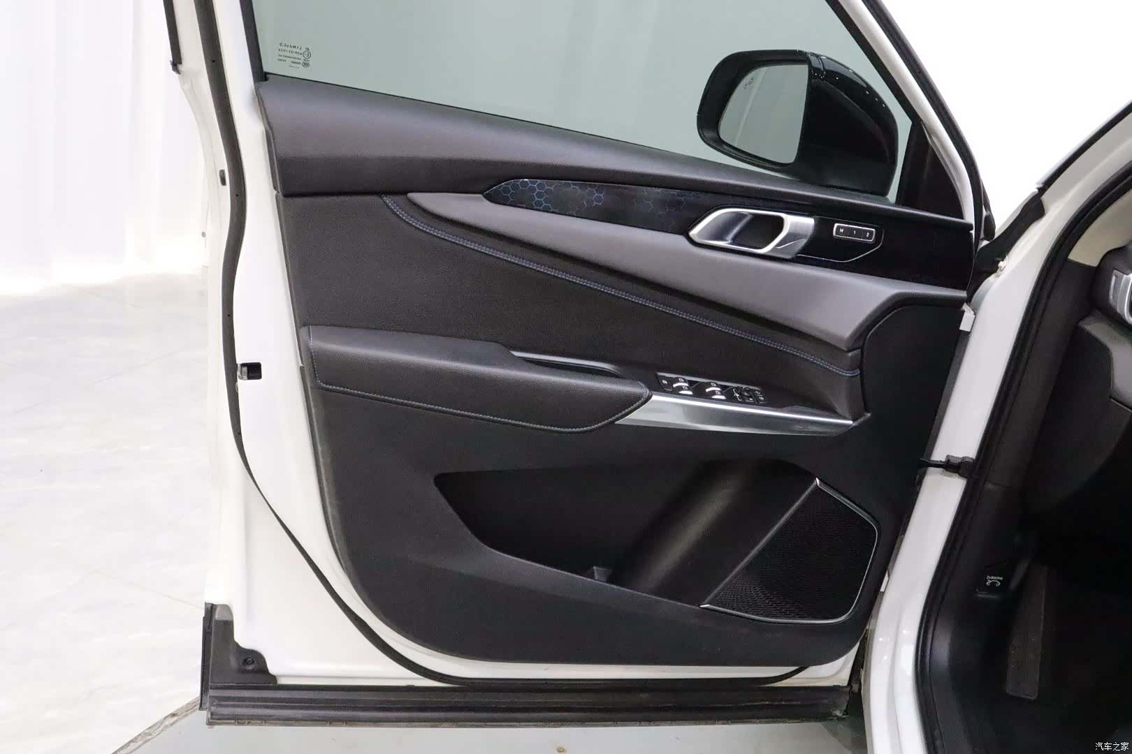Lynk & Co 01, 2019 10