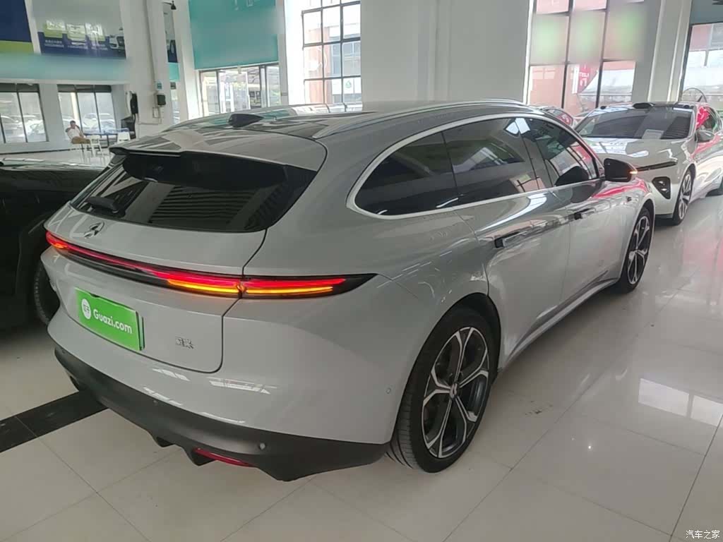 NIO ET5, 2024 7