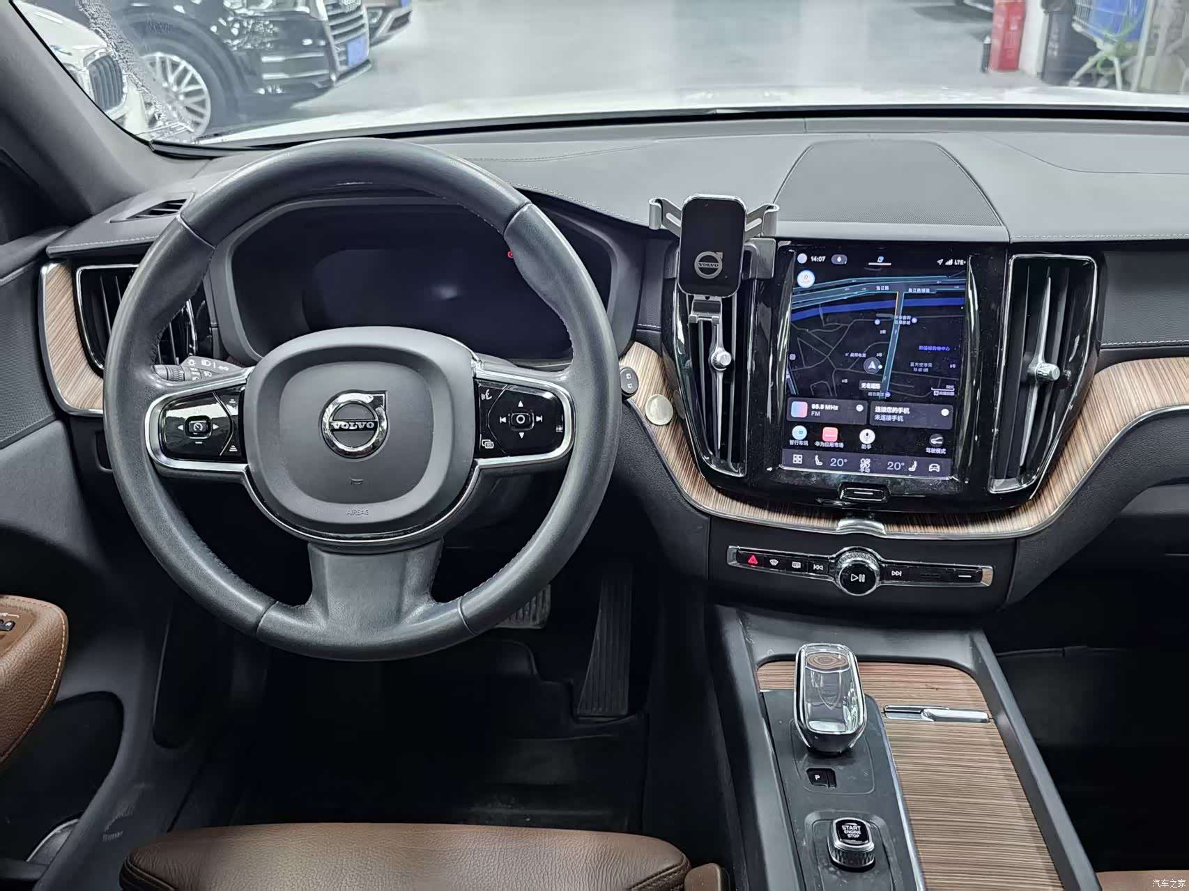 Volvo XC60, 2022 10