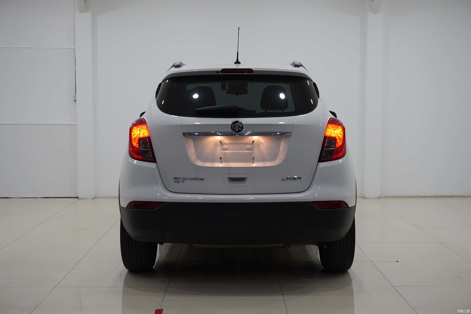 Buick Encore, 2017 все фото