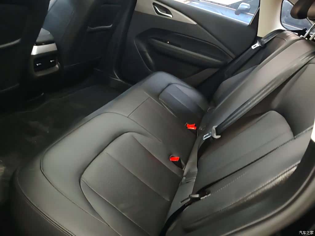 Wuling Starlight, 2024 17