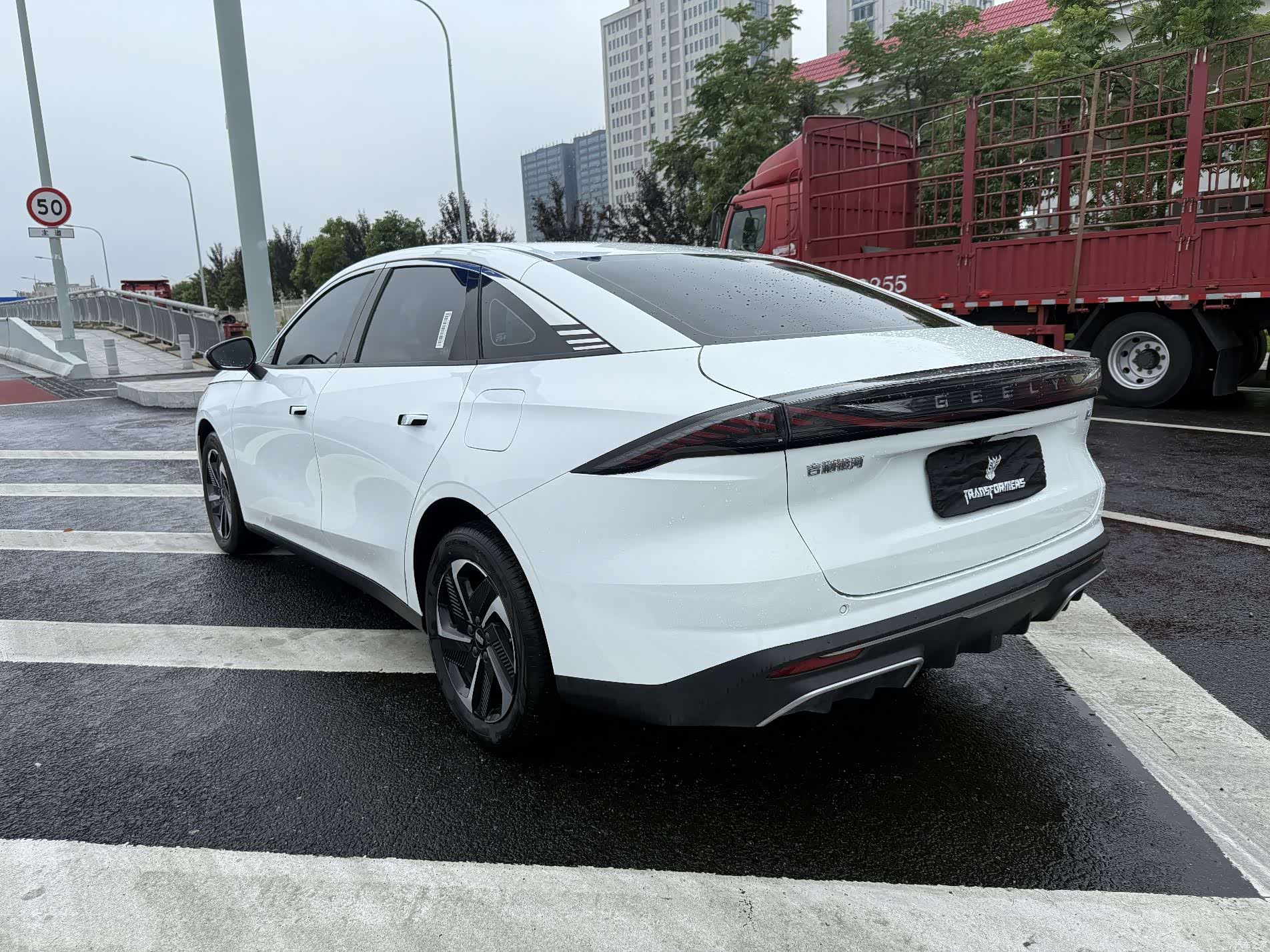 Geely Galaxy L6, 2025 6