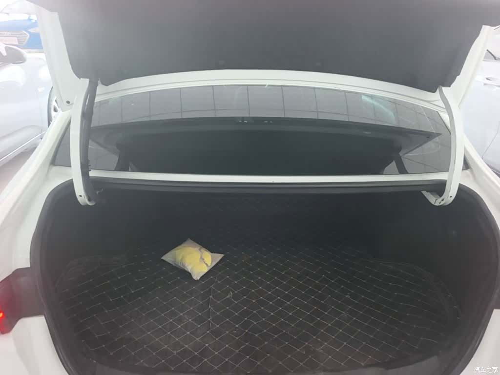 Chevrolet Redline, 2022 19