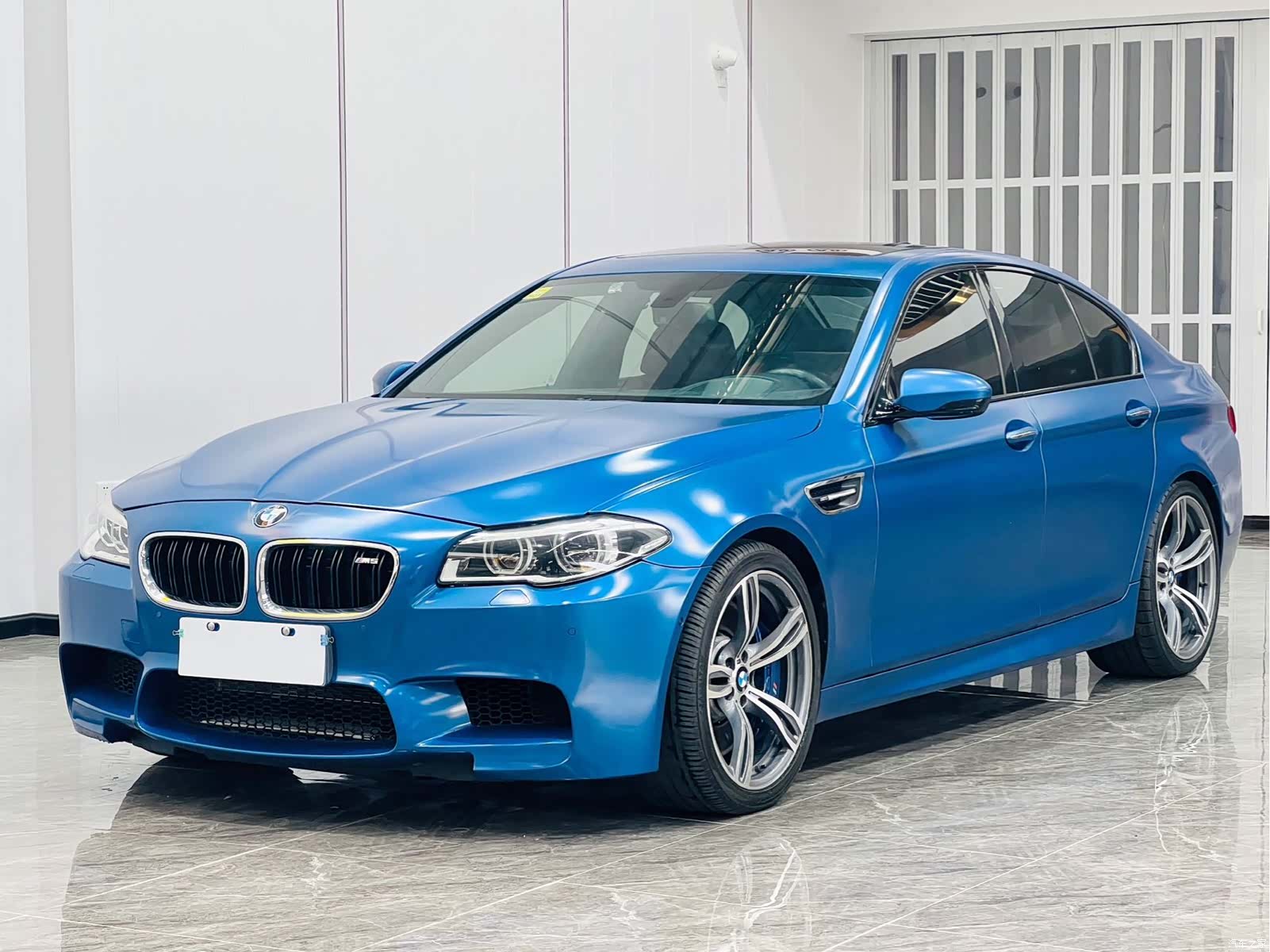 BMW M5, 2015 1