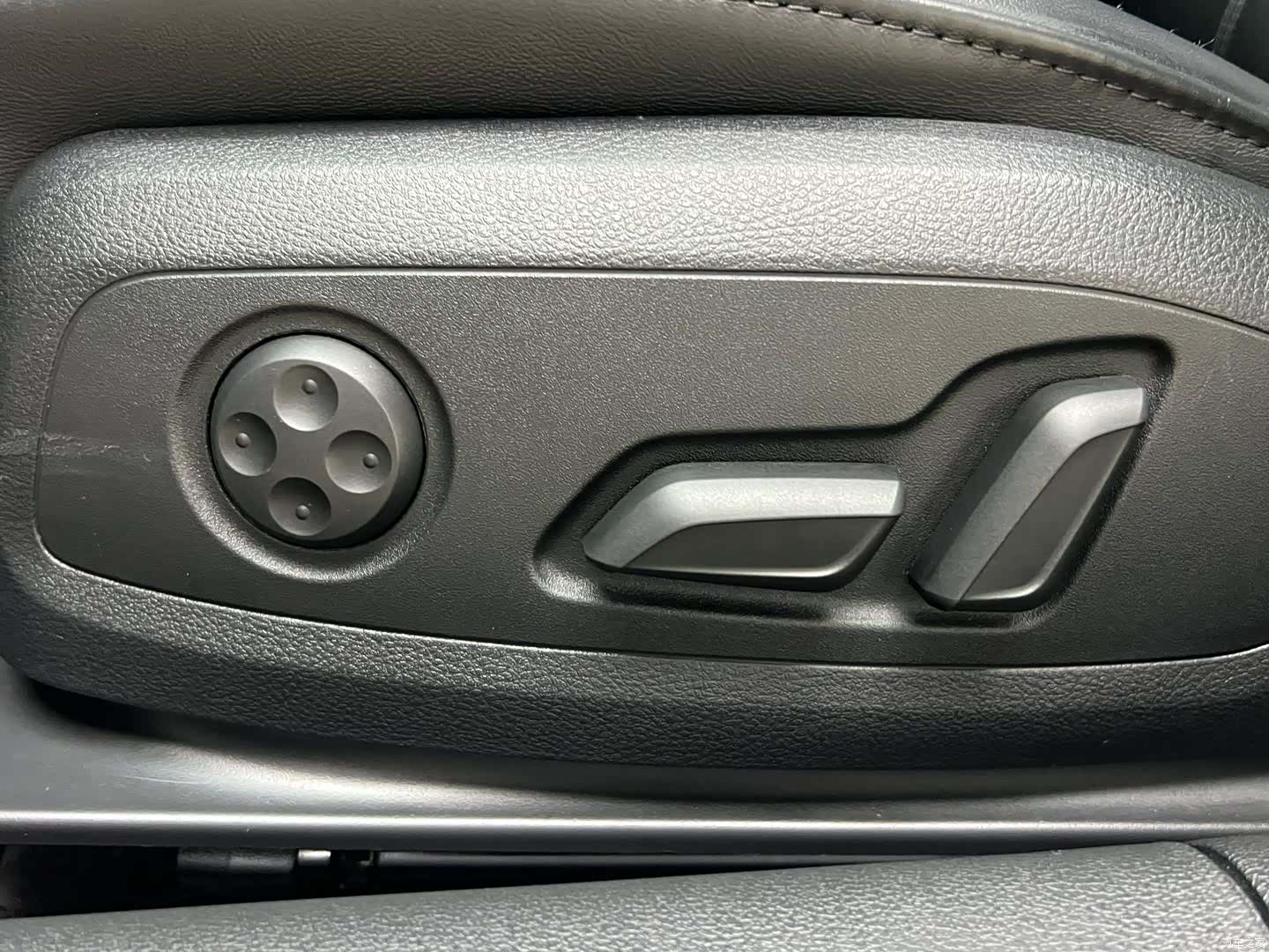 Audi A4L, 2023 20