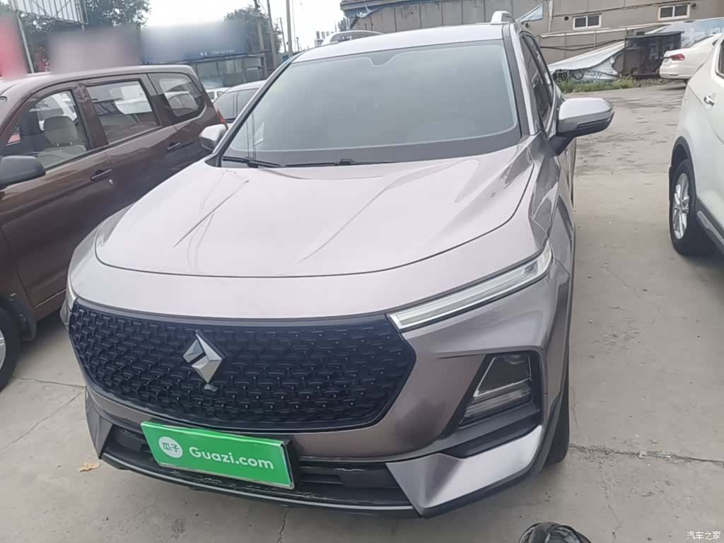 Wuling RS-5, 2020 3