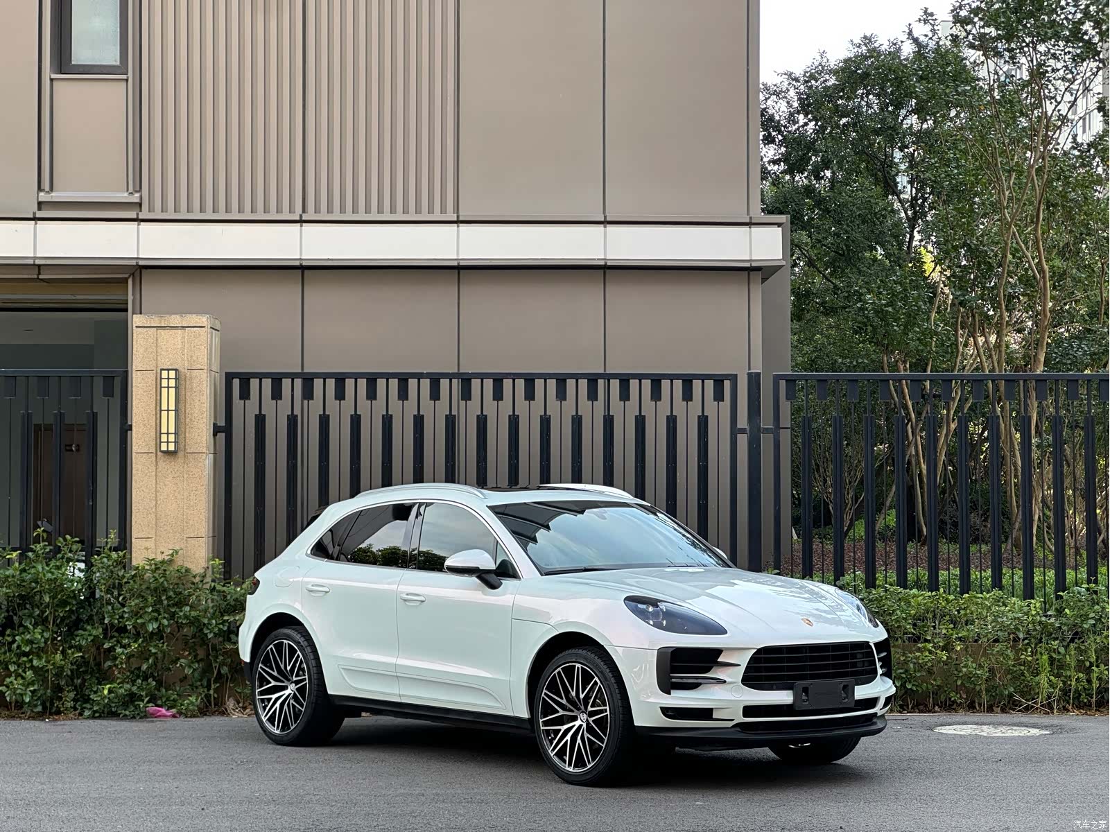 Porsche Macan, 2020 3